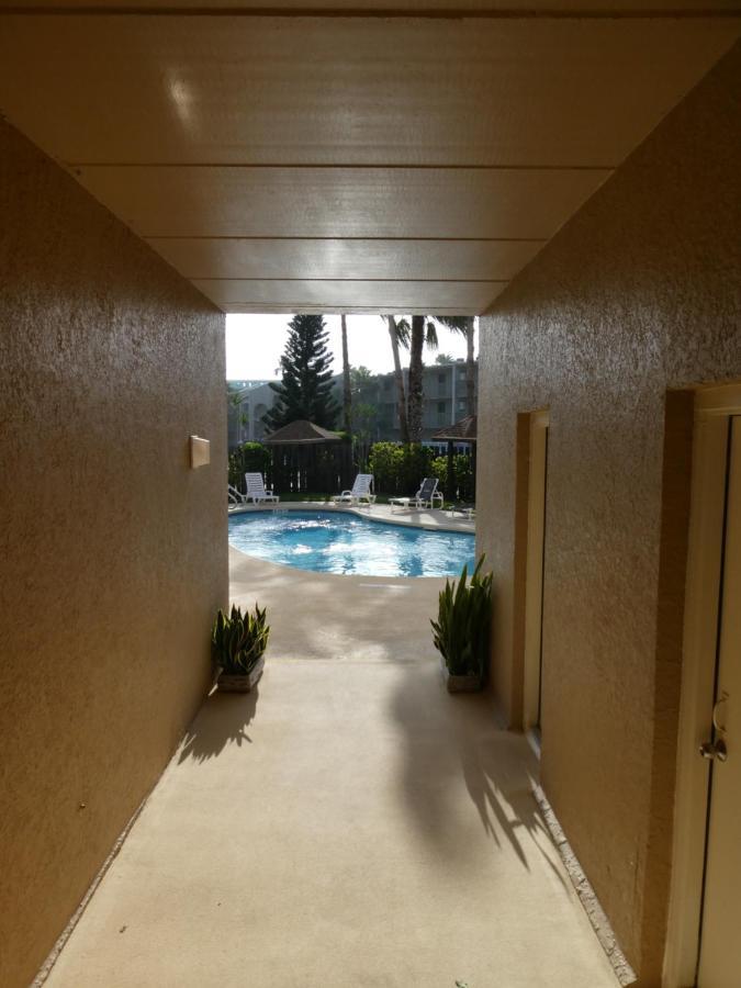 Beachside Bungalow: Surfside I #104 South Padre Island Luaran gambar